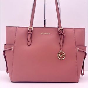 Michael Kors Large Gilly Tote Tea Rose color